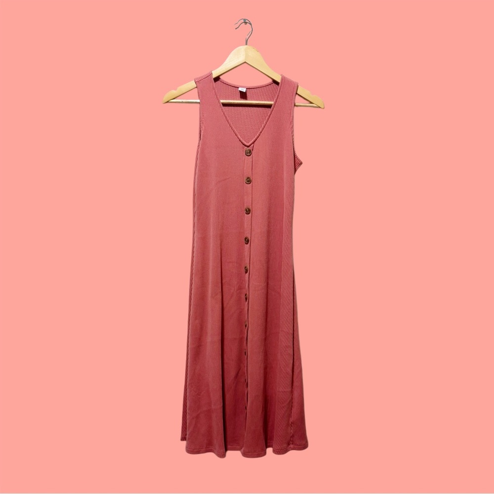 Old Navy Sleeveless Button-Front Maxi Dress in Mauve